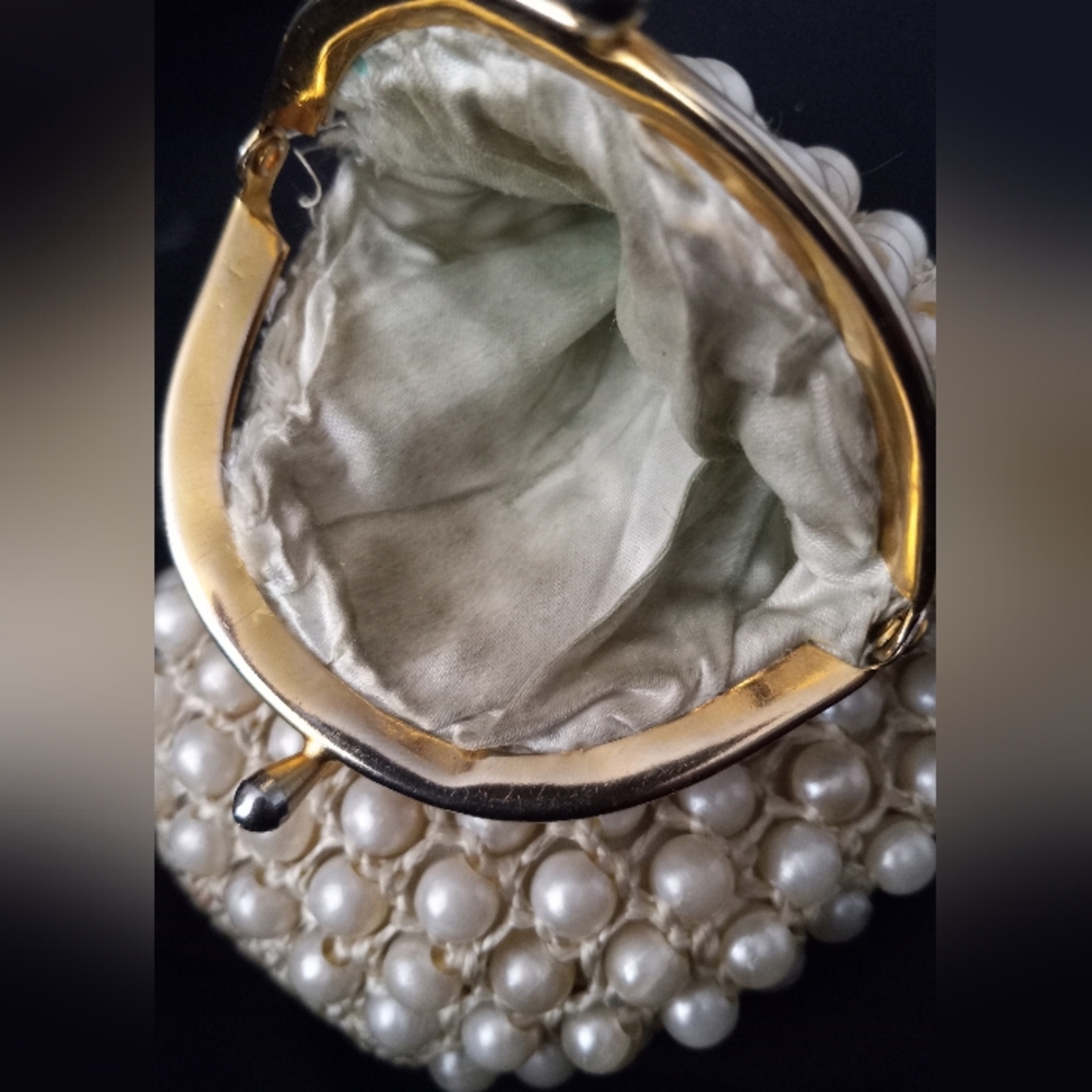 Small Vintage Purse Faux Pearls
